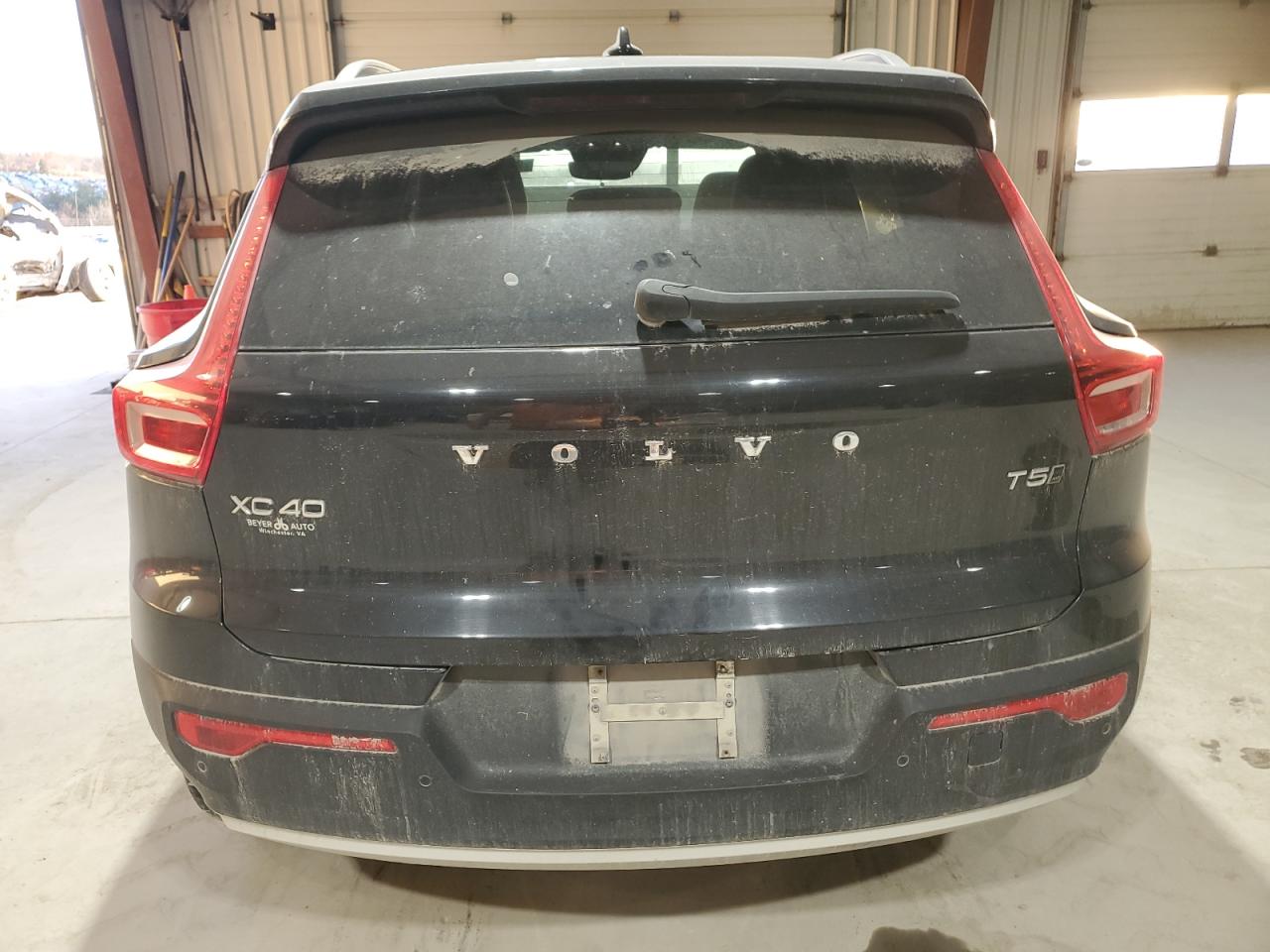 2019 Volvo Xc40 T5 Momentum VIN: YV4162UK8K2120319 Lot: 92405995