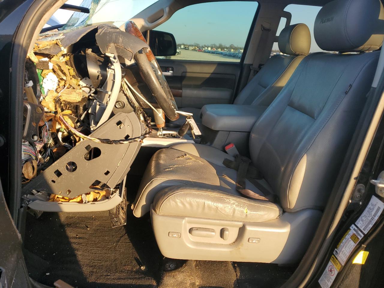 2012 Toyota Tundra Crewmax Limited VIN: 5TFHW5F13CX262122 Lot: 92915745