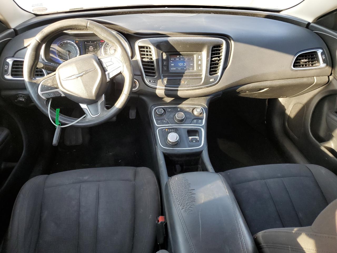 2015 Chrysler 200 Limited VIN: 1C3CCCAB0FN718413 Lot: 92949615