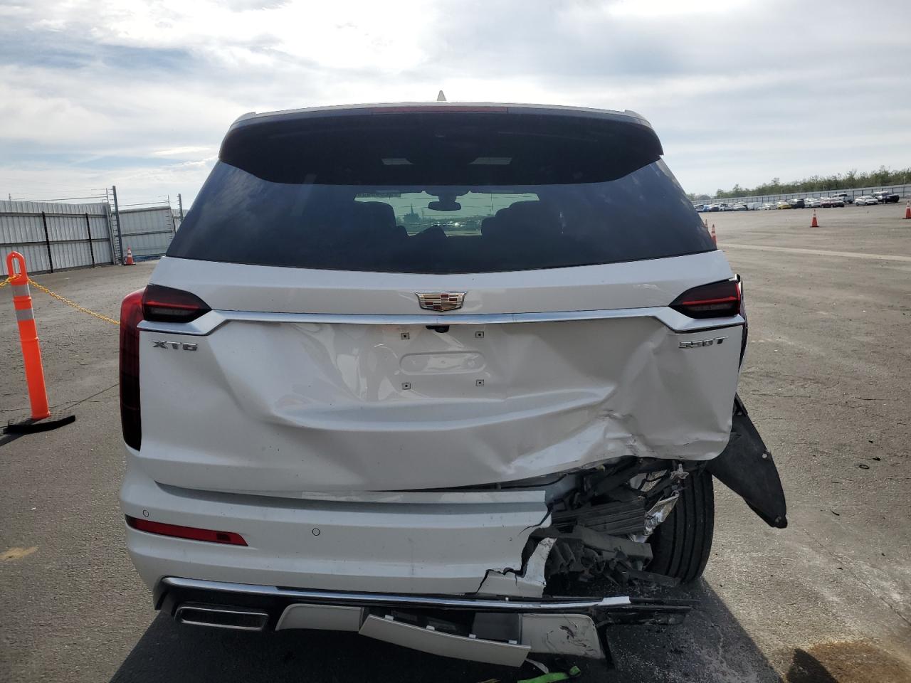 2025 Cadillac Xt6 Luxury VIN: 1GYKPAR46SZ129515 Lot: 92085035