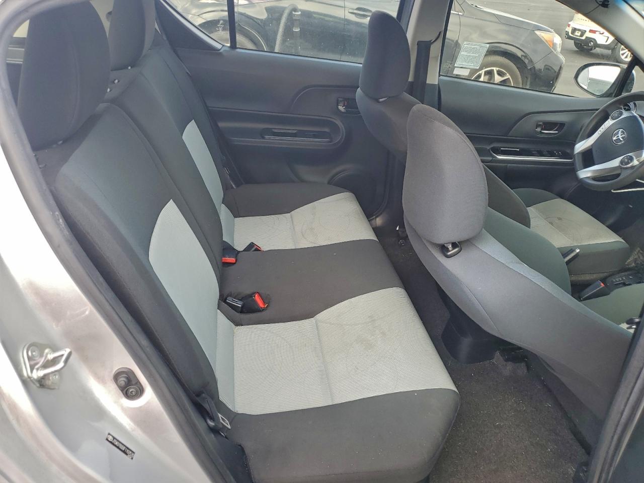 2015 Toyota Prius C VIN: JTDKDTB33F1107570 Lot: 93342455