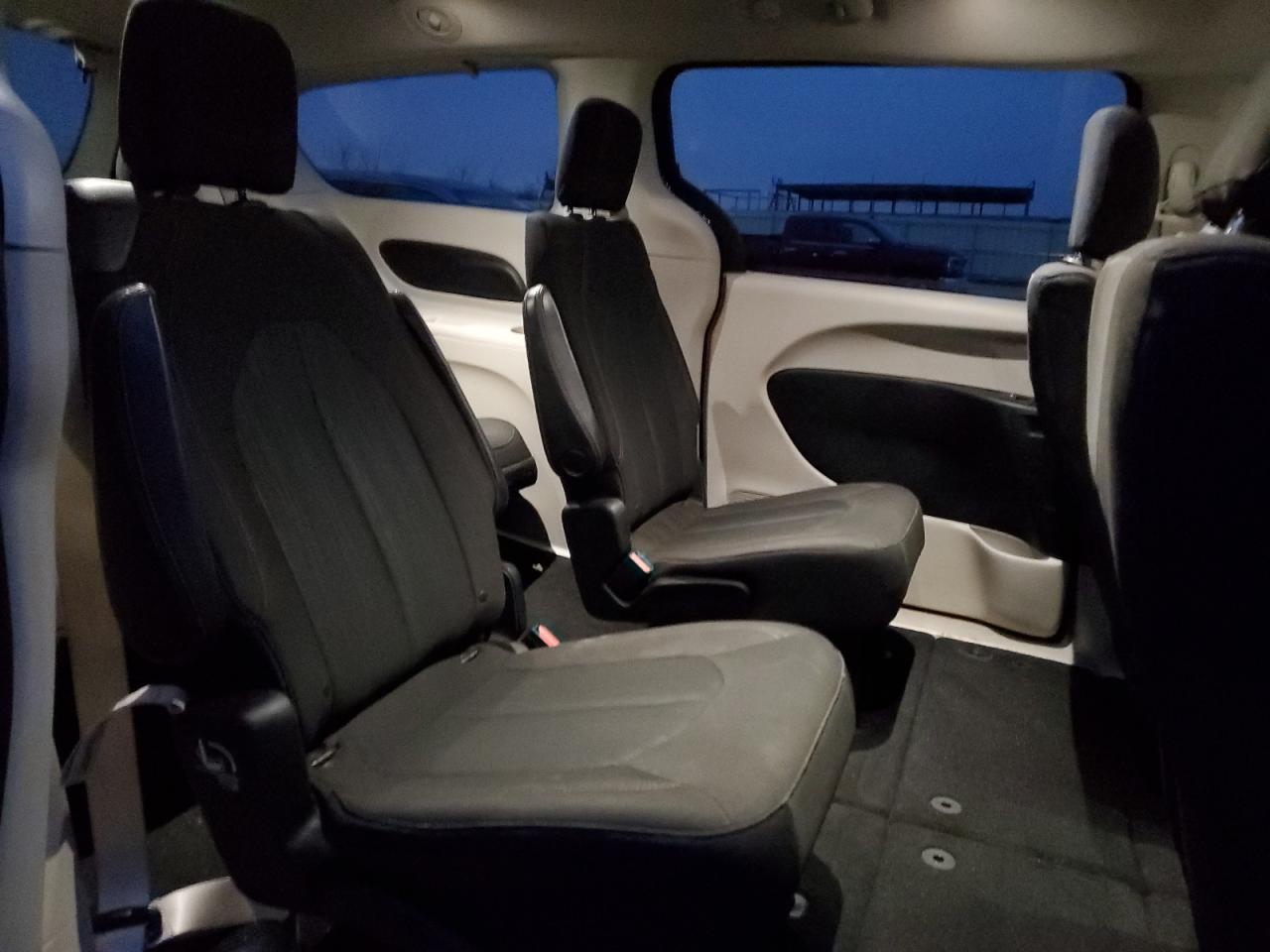 2018 Chrysler Pacifica Touring VIN: 2C4RC1DGXJR129981 Lot: 93681285