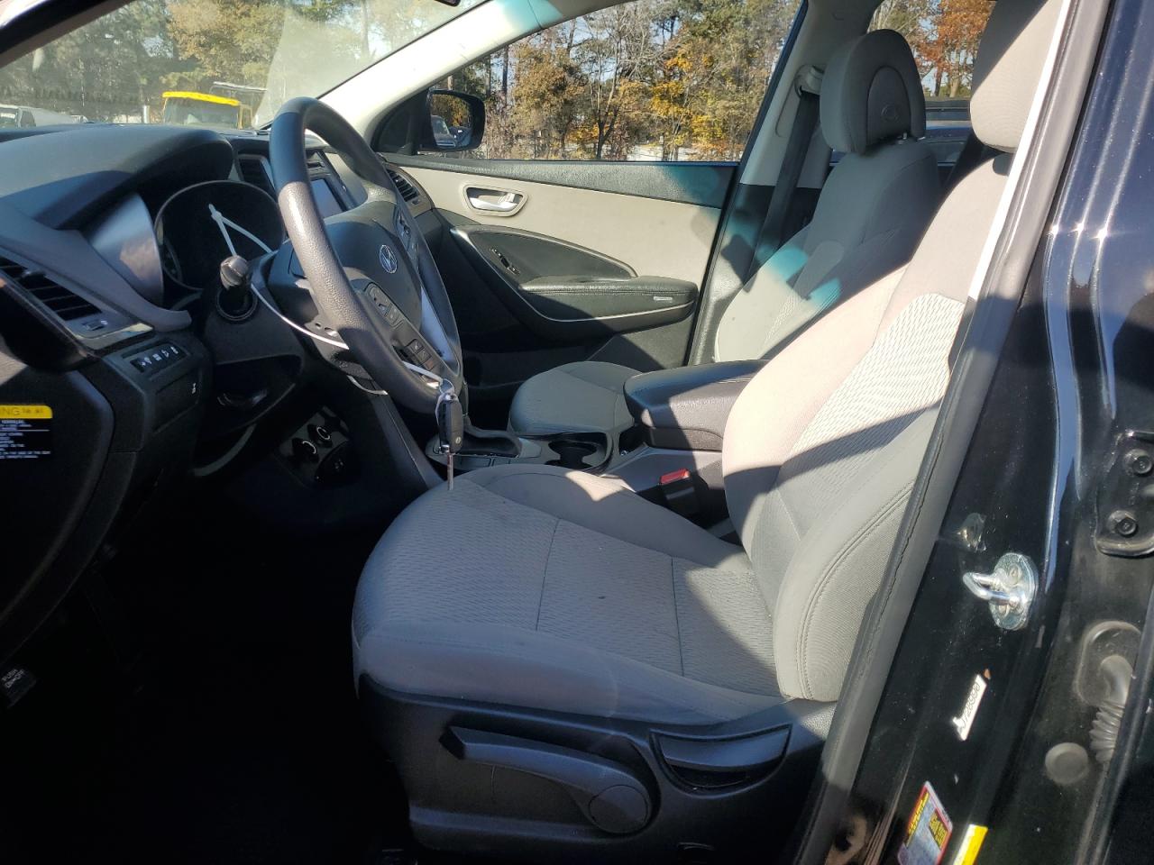 2017 Hyundai Santa Fe Sport VIN: 5NMZTDLB5HH004401 Lot: 92397745