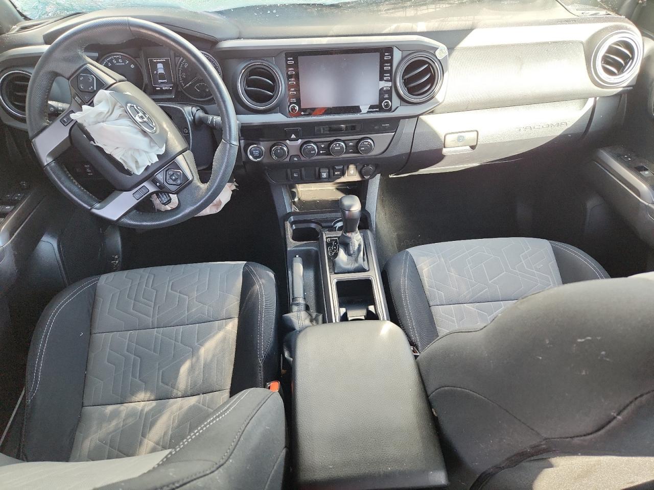 2022 Toyota Tacoma Double Cab VIN: 3TMCZ5AN2NM514608 Lot: 92655245