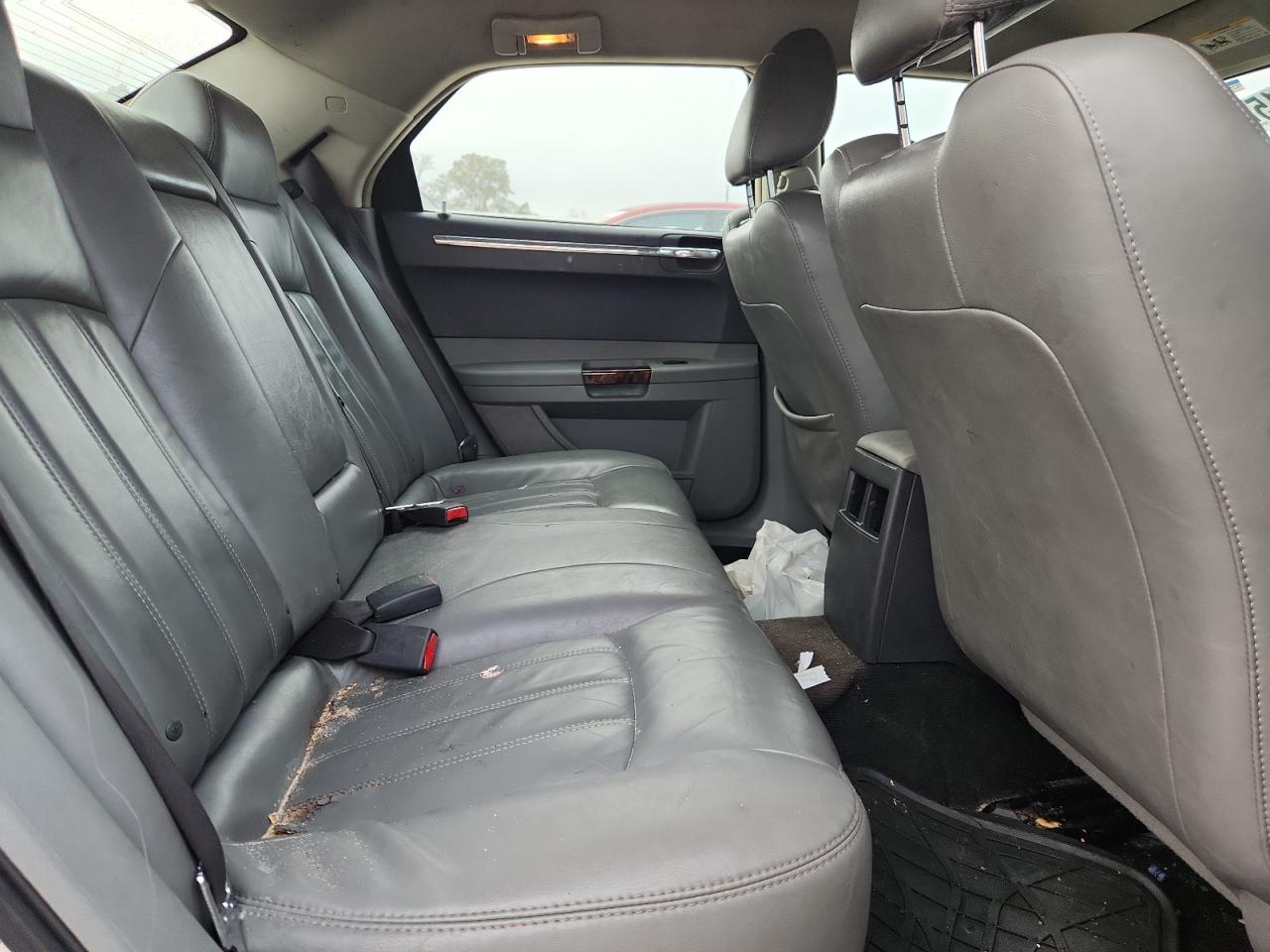 2005 Chrysler 300C VIN: 2C3AA63HX5H615877 Lot: 93057015