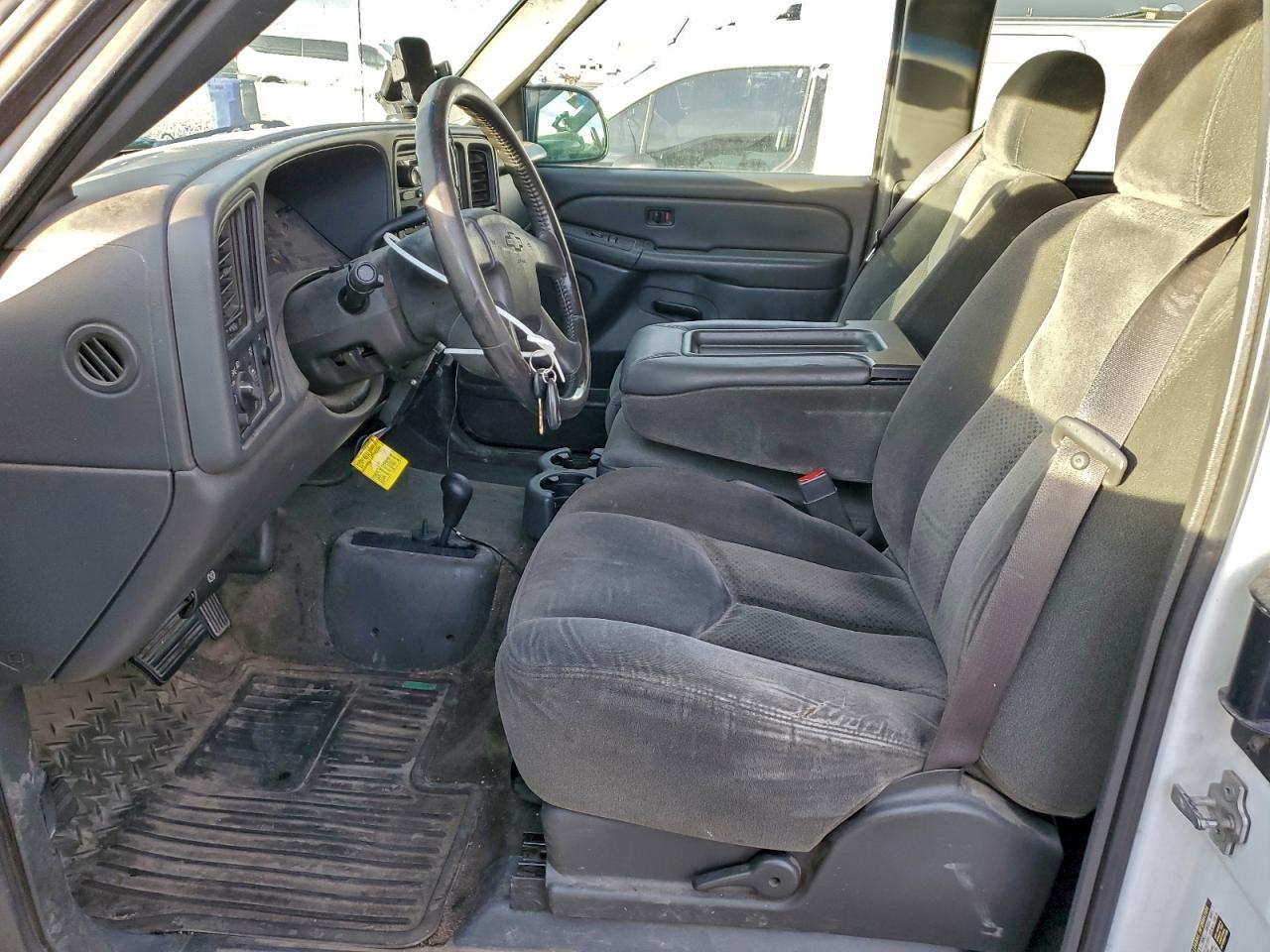 2004 Chevrolet Silverado K1500 VIN: 2GCEK19T741360914 Lot: 94803375