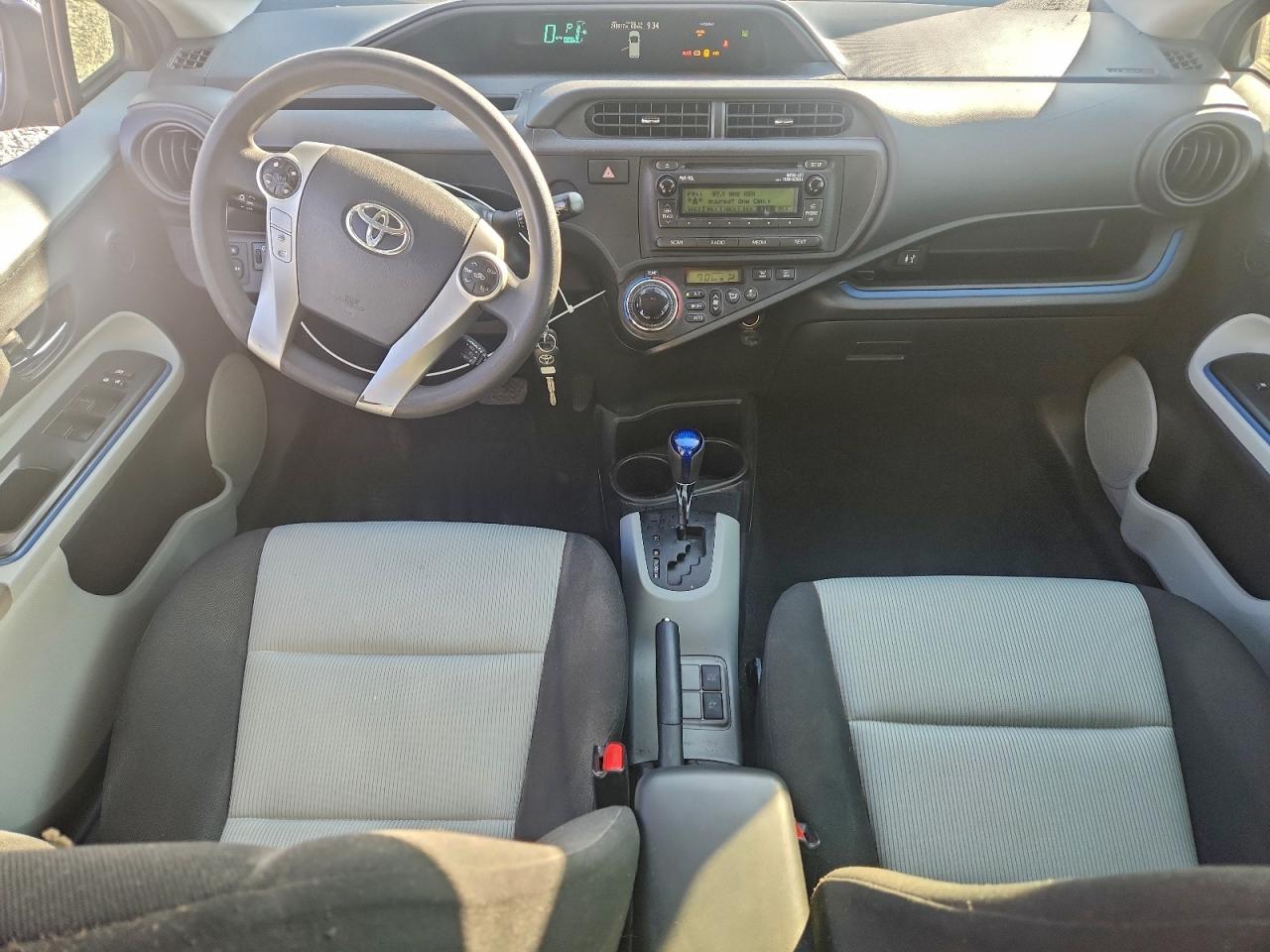 2013 Toyota Prius C VIN: JTDKDTB31D1544710 Lot: 93702995