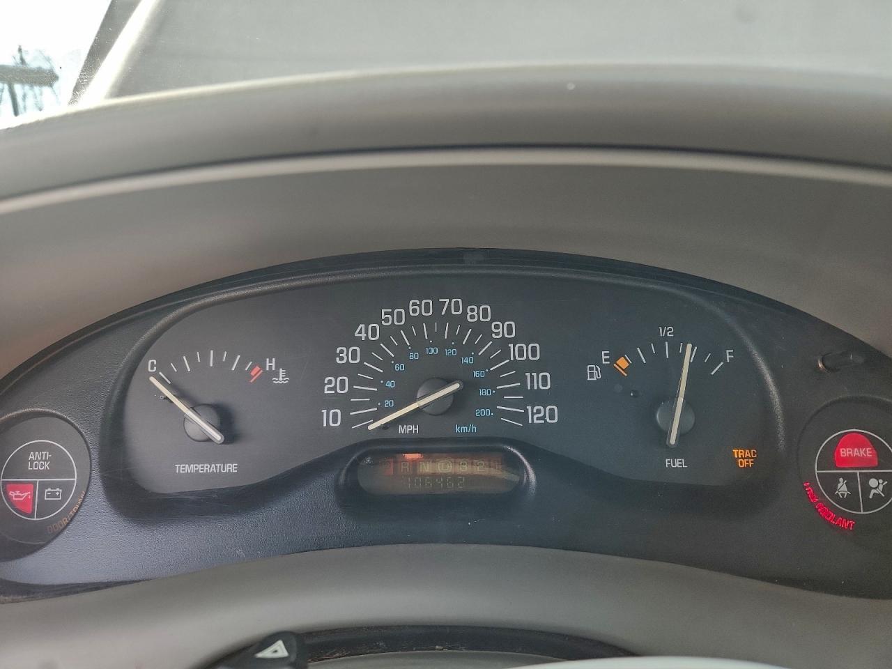 1999 Buick Century Custom VIN: 2G4WS52M2X1500575 Lot: 94318575