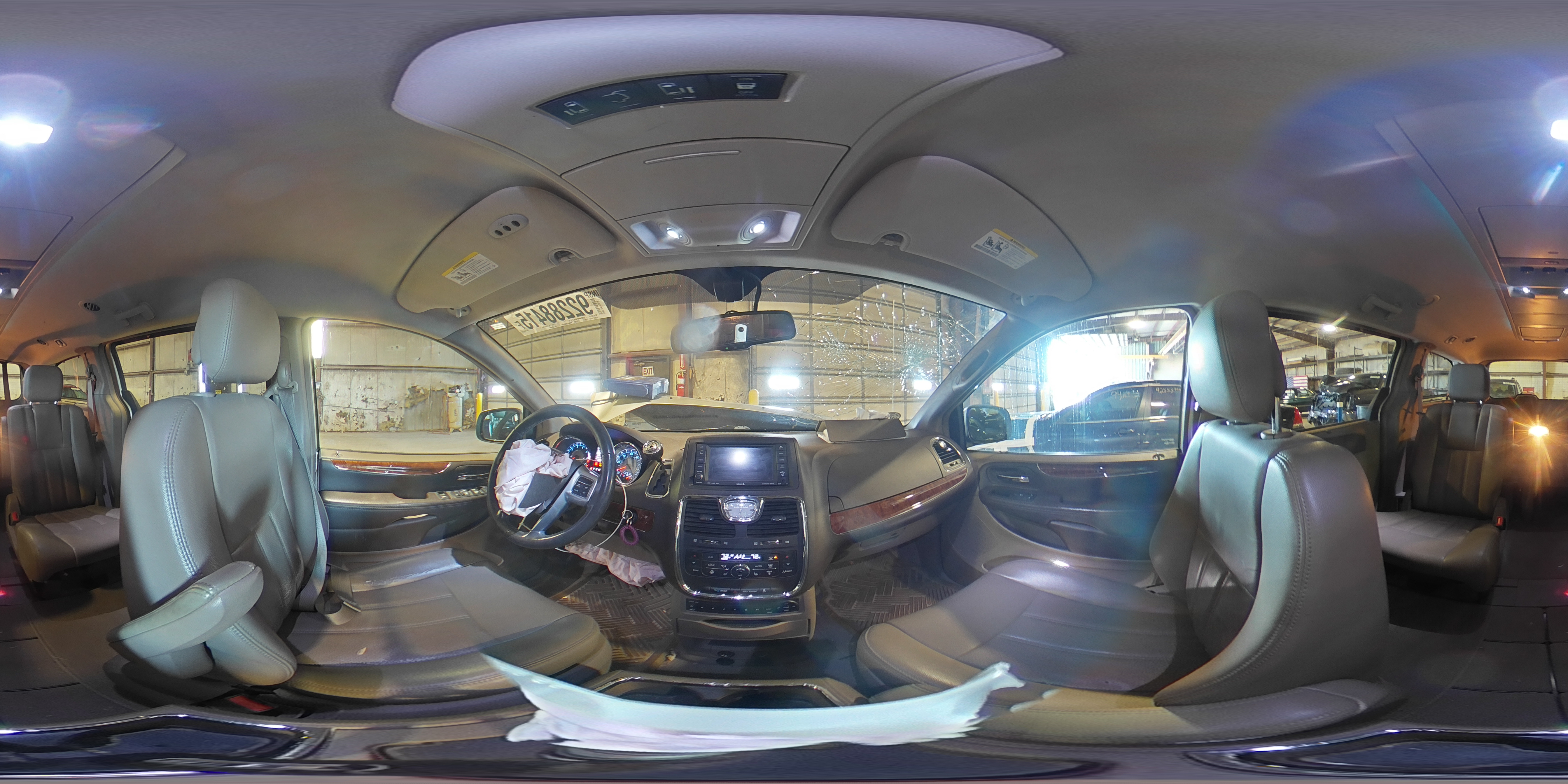 2011 Chrysler Town & Country Touring L VIN: 2A4RR8DG9BR665856 Lot: 92288415