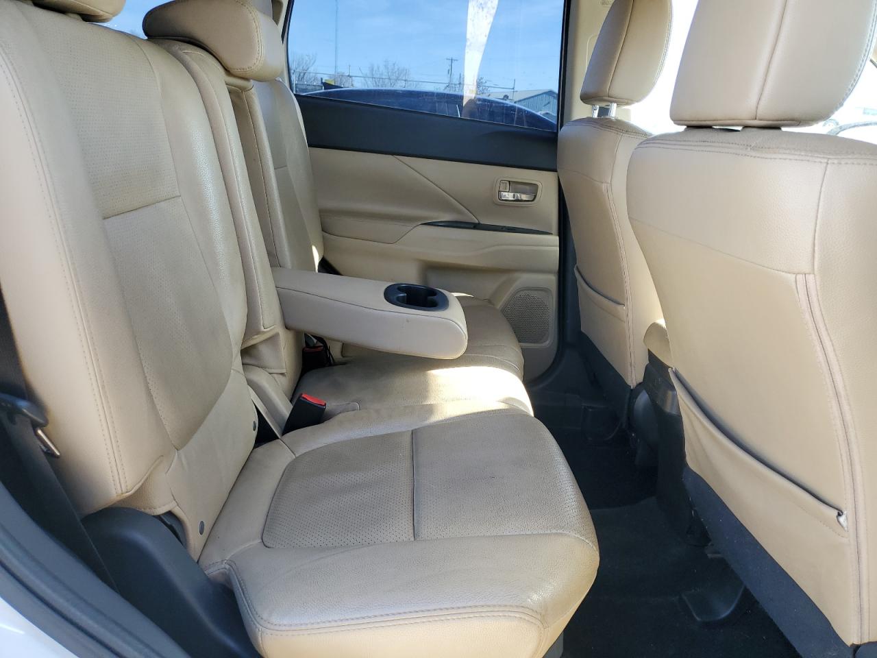 2016 Mitsubishi Outlander Se VIN: JA4AZ3A36GZ014246 Lot: 92406095