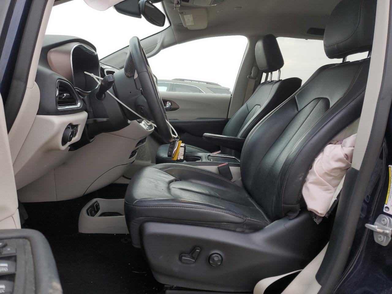 2018 Chrysler Pacifica Touring L Plus VIN: 2C4RC1EGXJR321755 Lot: 90420735