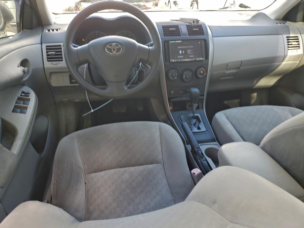 2009 Toyota Corolla Base VIN: JTDBL40E999080880 Lot: 94638485