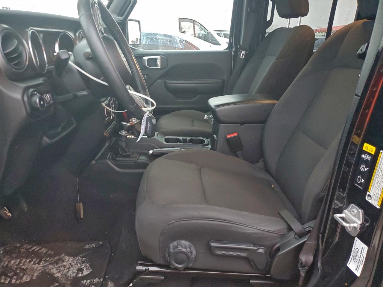 2021 Jeep Wrangler Unlimited Sport VIN: 1C4HJXDN8MW832218 Lot: 93971315