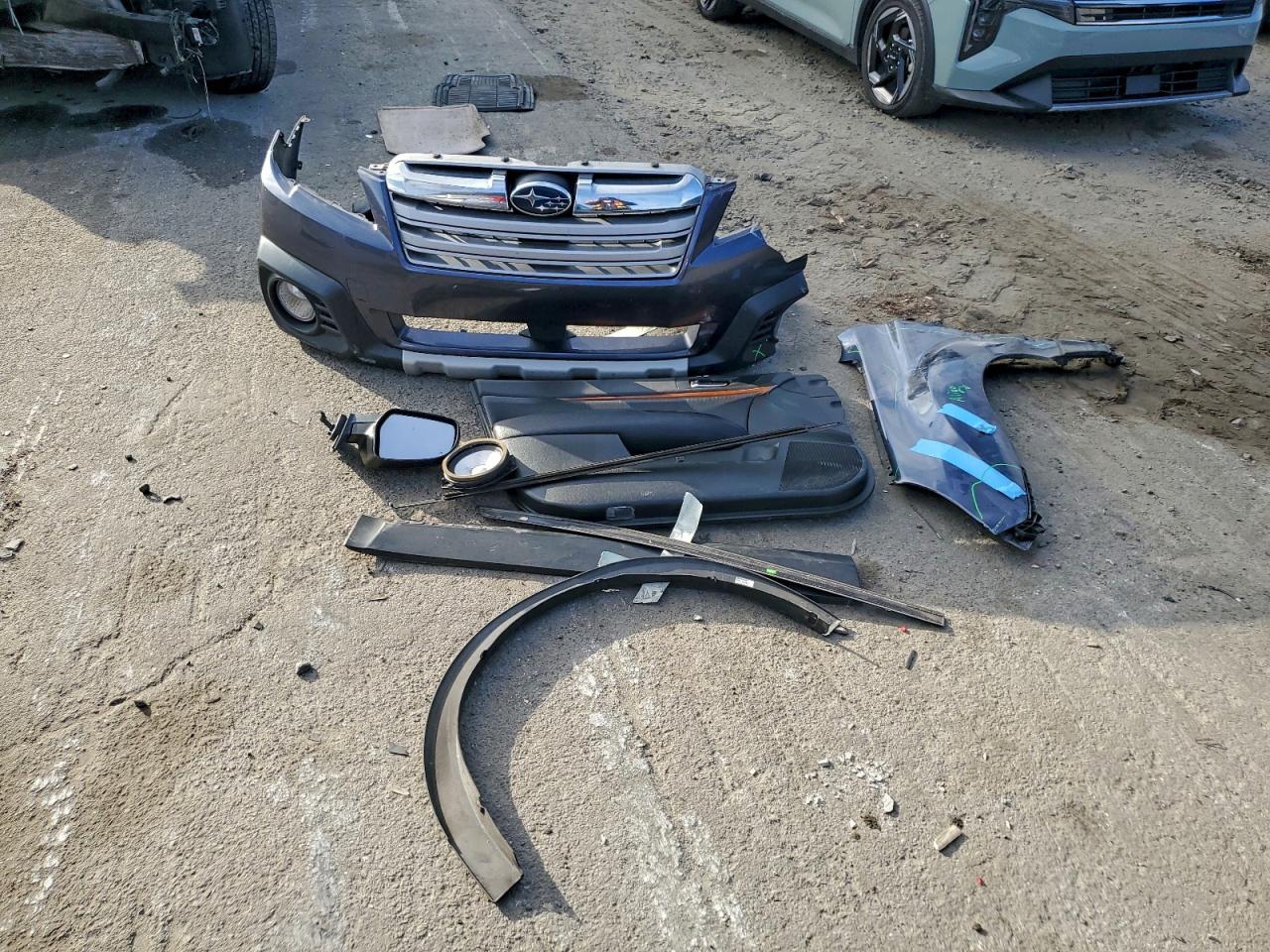 2014 Subaru Outback 2.5I Limited VIN: 4S4BRCLC8E3302952 Lot: 94422775