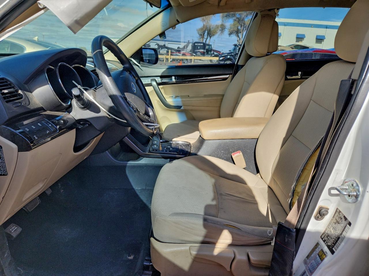 2013 Kia Sorento Lx VIN: 5XYKTDA28DG327334 Lot: 93328905