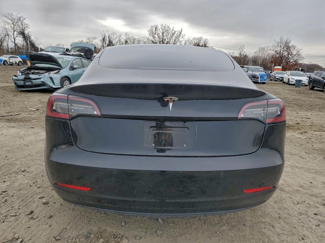 2018 Tesla Model 3 VIN: 5YJ3E1EB9JF118629 Lot: 94346515