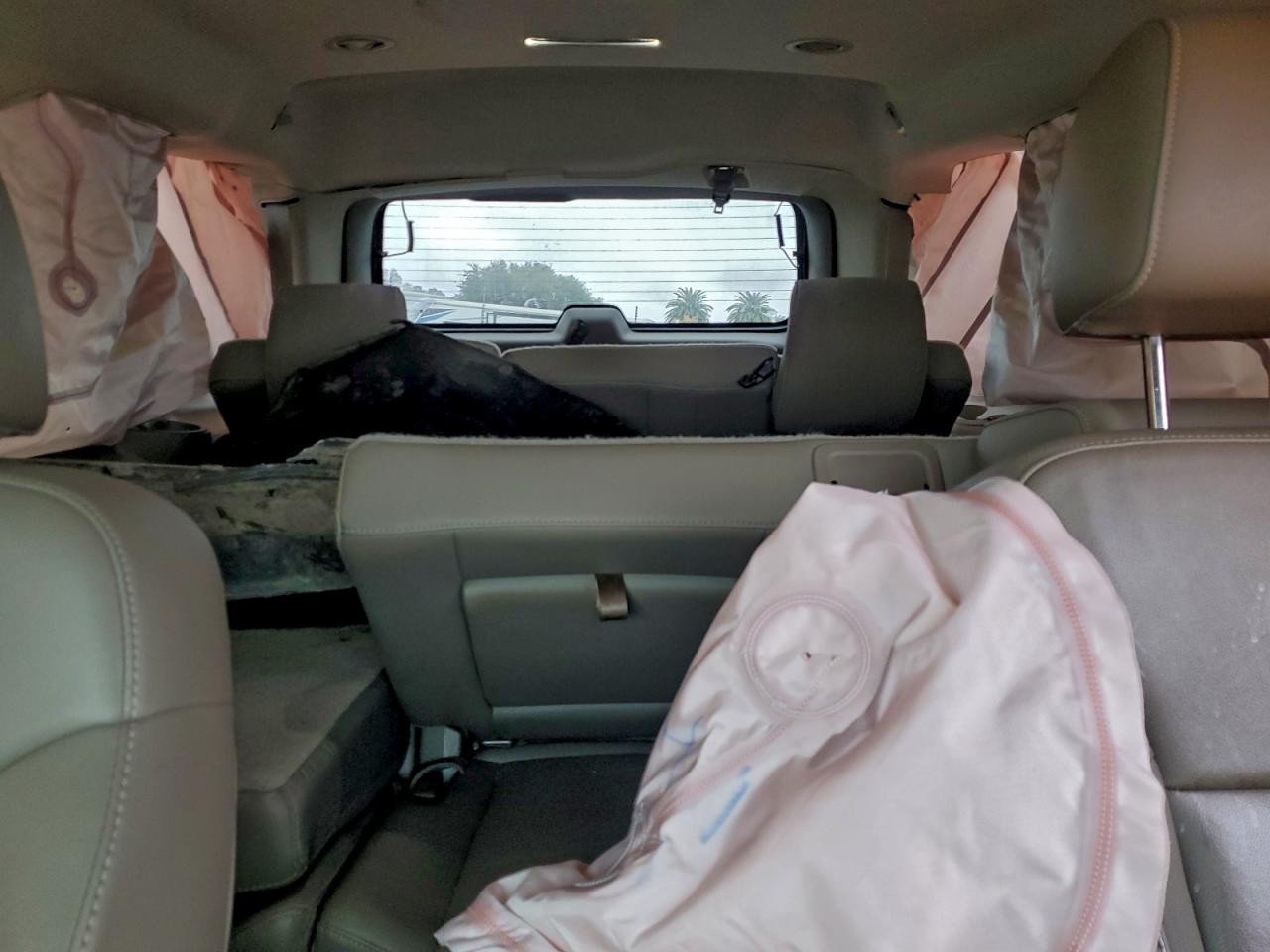 2015 Chevrolet Tahoe C1500 Lt VIN: 1GNSCBKC0FR195015 Lot: 94285375