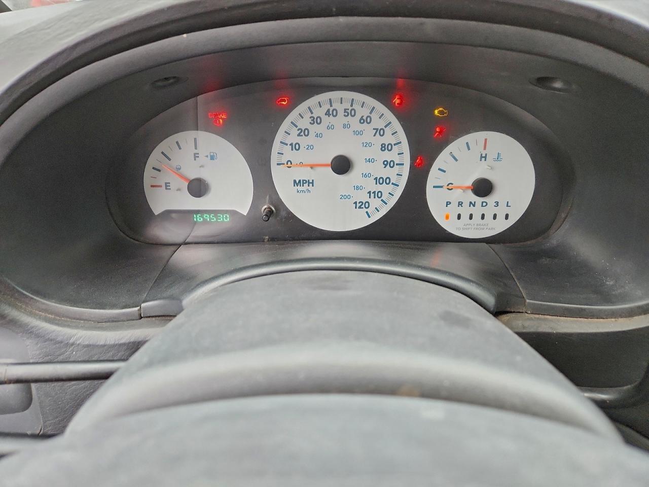 2006 Chrysler Town & Country VIN: 1A4GP45R56B610606 Lot: 93314265