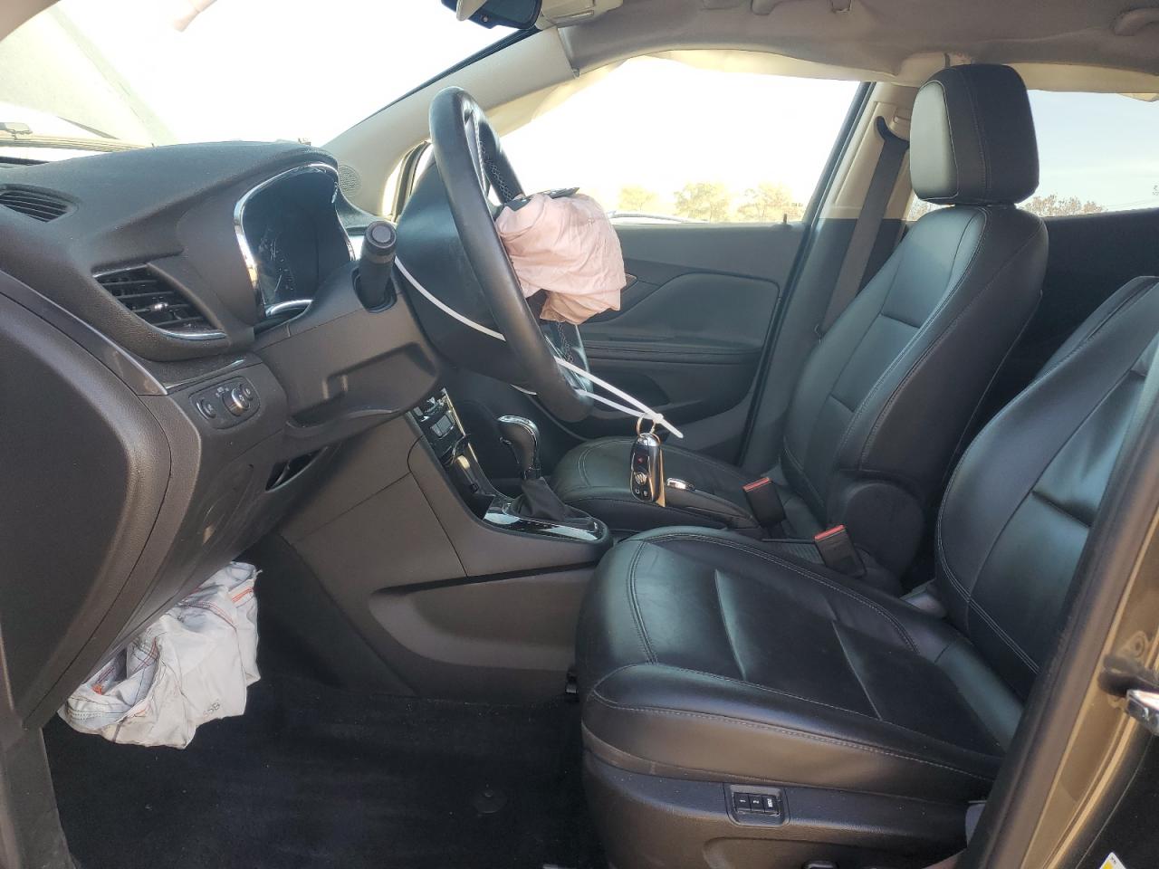 2018 Buick Encore Essence VIN: KL4CJGSB2JB533016 Lot: 91599175