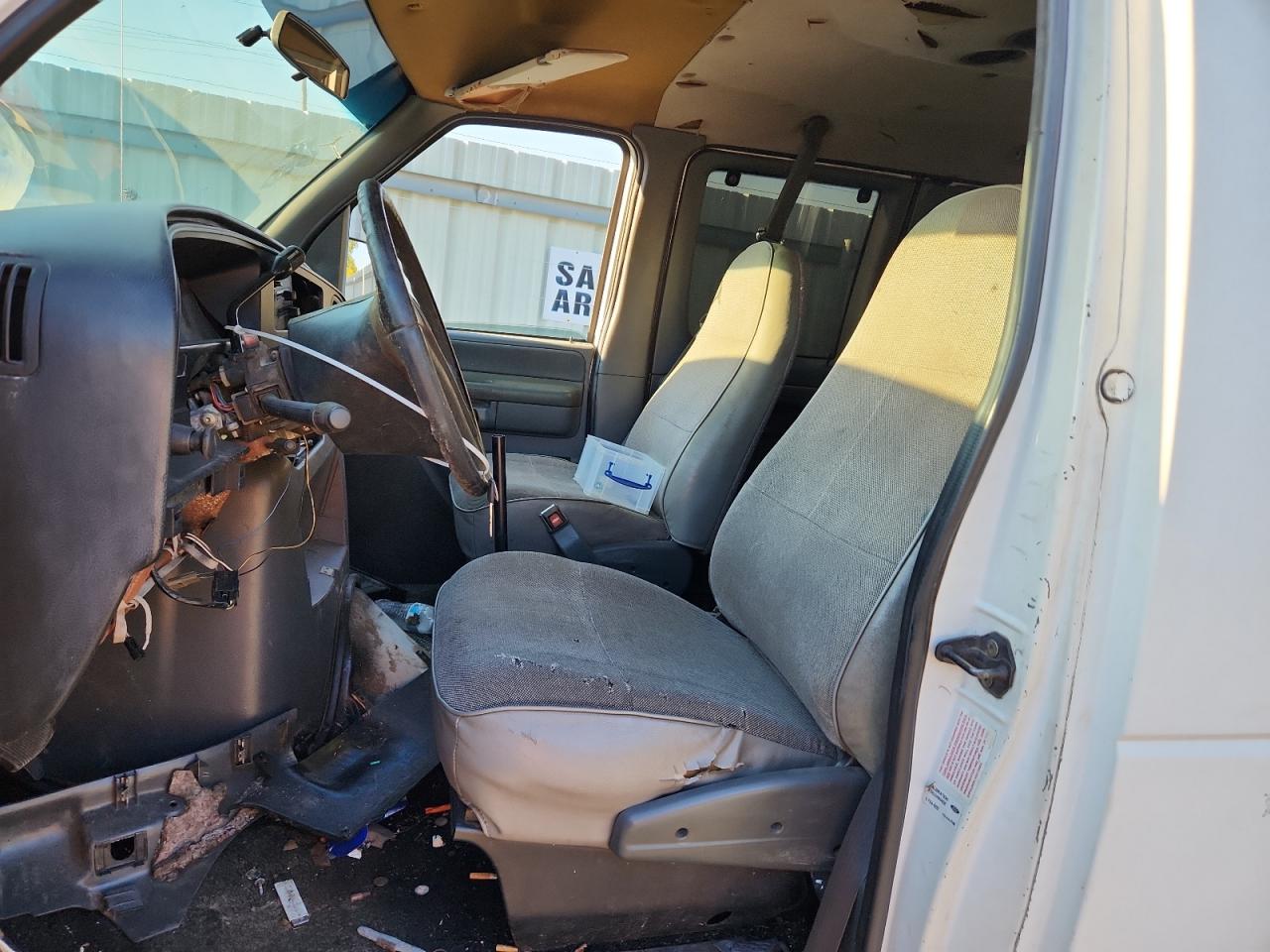 1992 Ford Econoline E350 Super Duty VIN: 1FBJS31H3NHB69267 Lot: 91897575