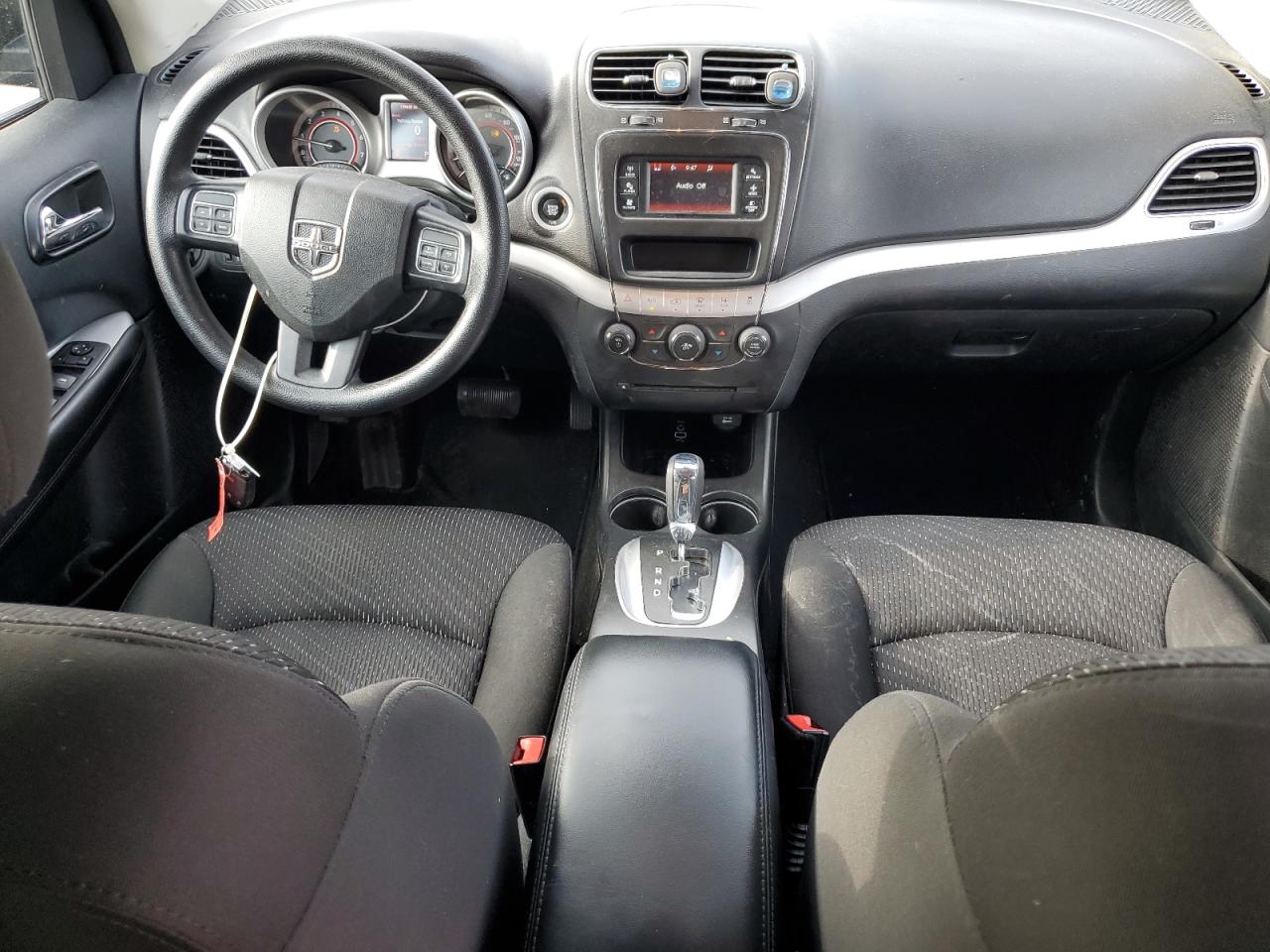 2018 Dodge Journey Se VIN: 3C4PDCAB2JT421517 Lot: 92878095