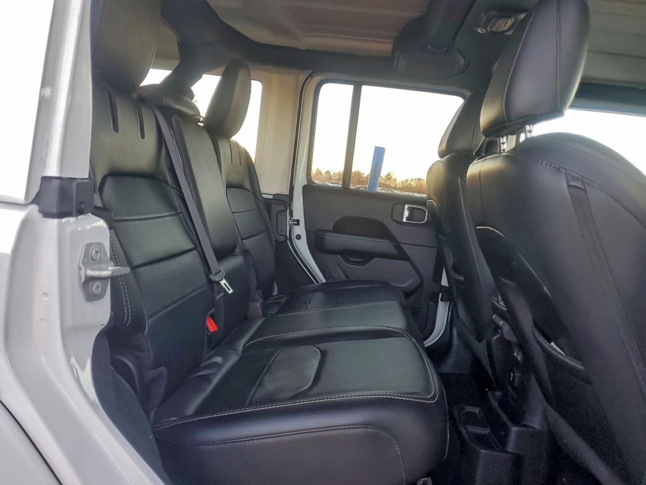 2022 Jeep Wrangler Unlimited Sahara 4Xe VIN: 1C4JJXP60NW189015 Lot: 94225555