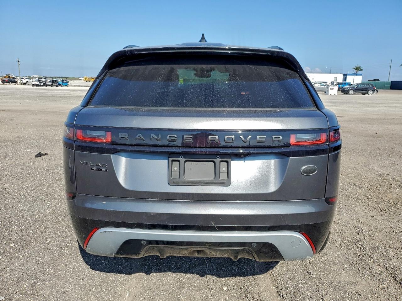 2018 Land Rover Range Rover Velar R-Dynamic Se VIN: SALYL2RX6JA749430 Lot: 94032255