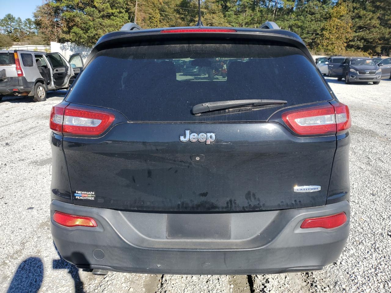 2018 Jeep Cherokee Latitude VIN: 1C4PJLCB7JD553751 Lot: 92360165