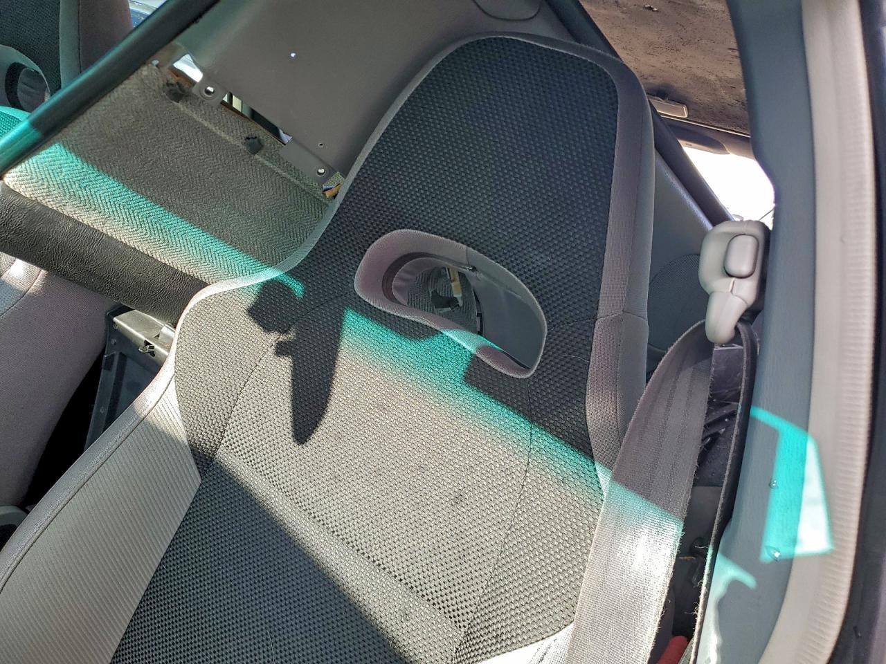 2000 Subaru Legacy Outback VIN: 4S3BH6657Y7621570 Lot: 93951325