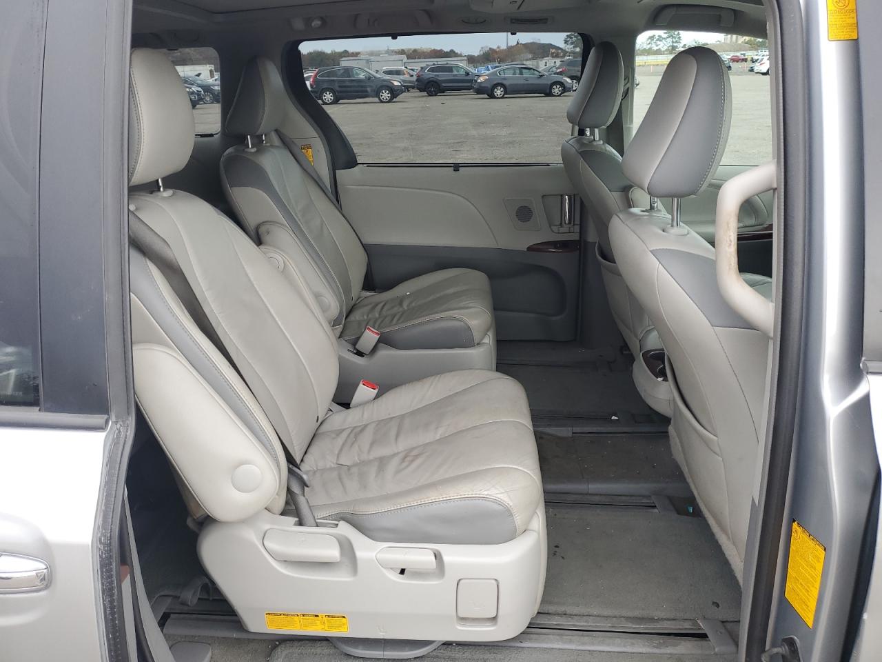 2014 Toyota Sienna Xle VIN: 5TDDK3DC8ES075308 Lot: 91330775