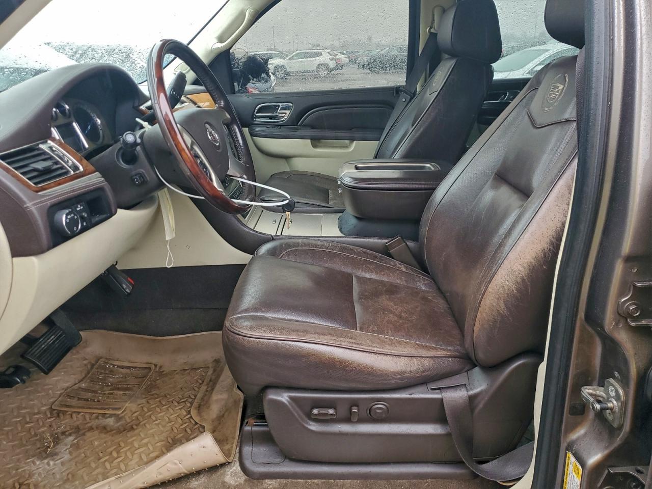 2011 Cadillac Escalade Platinum VIN: 1GYS4DEF3BR311531 Lot: 94434255