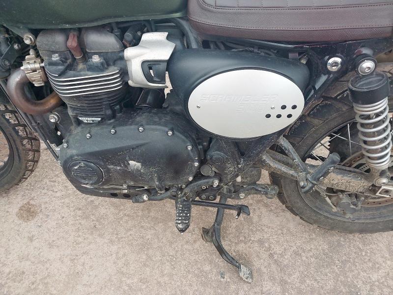 2024 TRIUMPH SCRAMBLER 900 