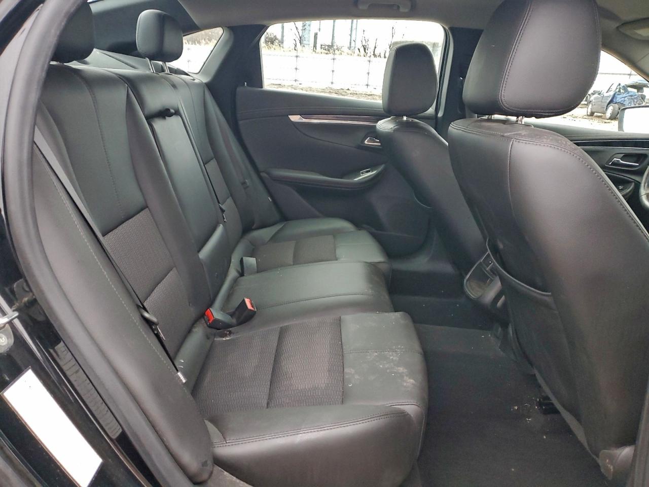 2018 Chevrolet Impala Lt VIN: 1G1105SA2JU101504 Lot: 94516095