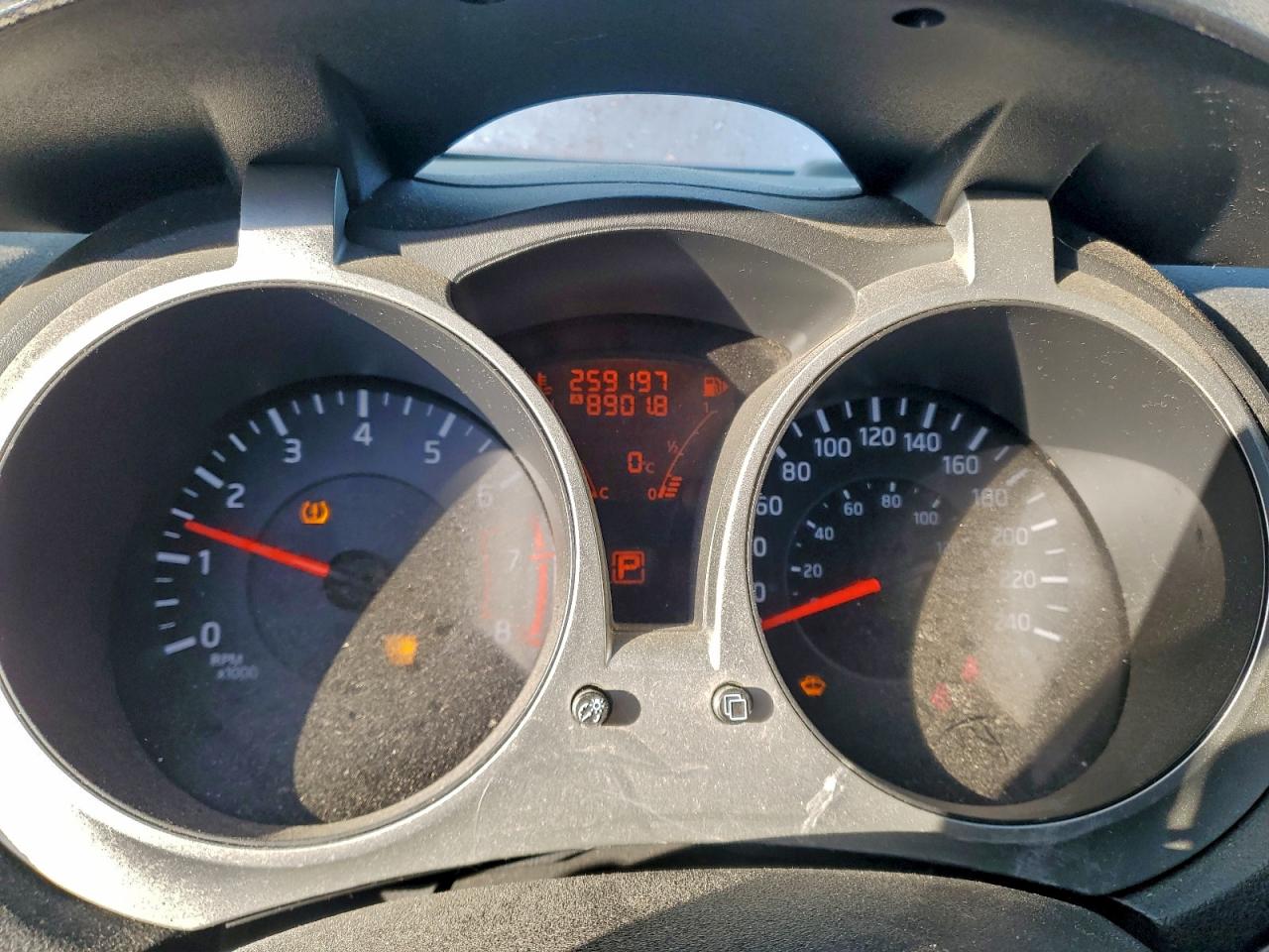 2011 Nissan Juke S VIN: JN8AF5MR2BT016392 Lot: 93968385