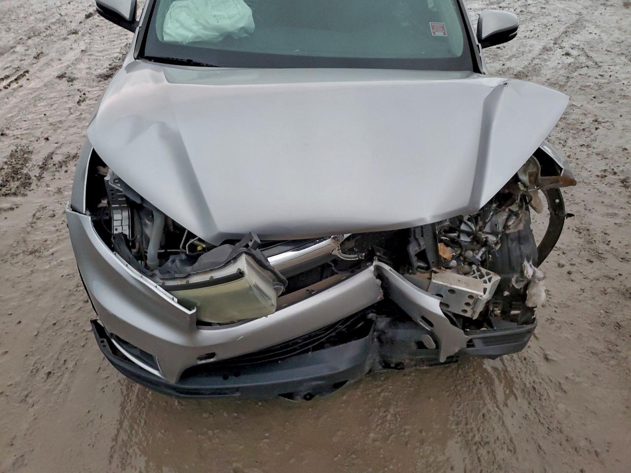 2015 Toyota Highlander Xle VIN: 5TDJKRFH0FS146470 Lot: 94264255