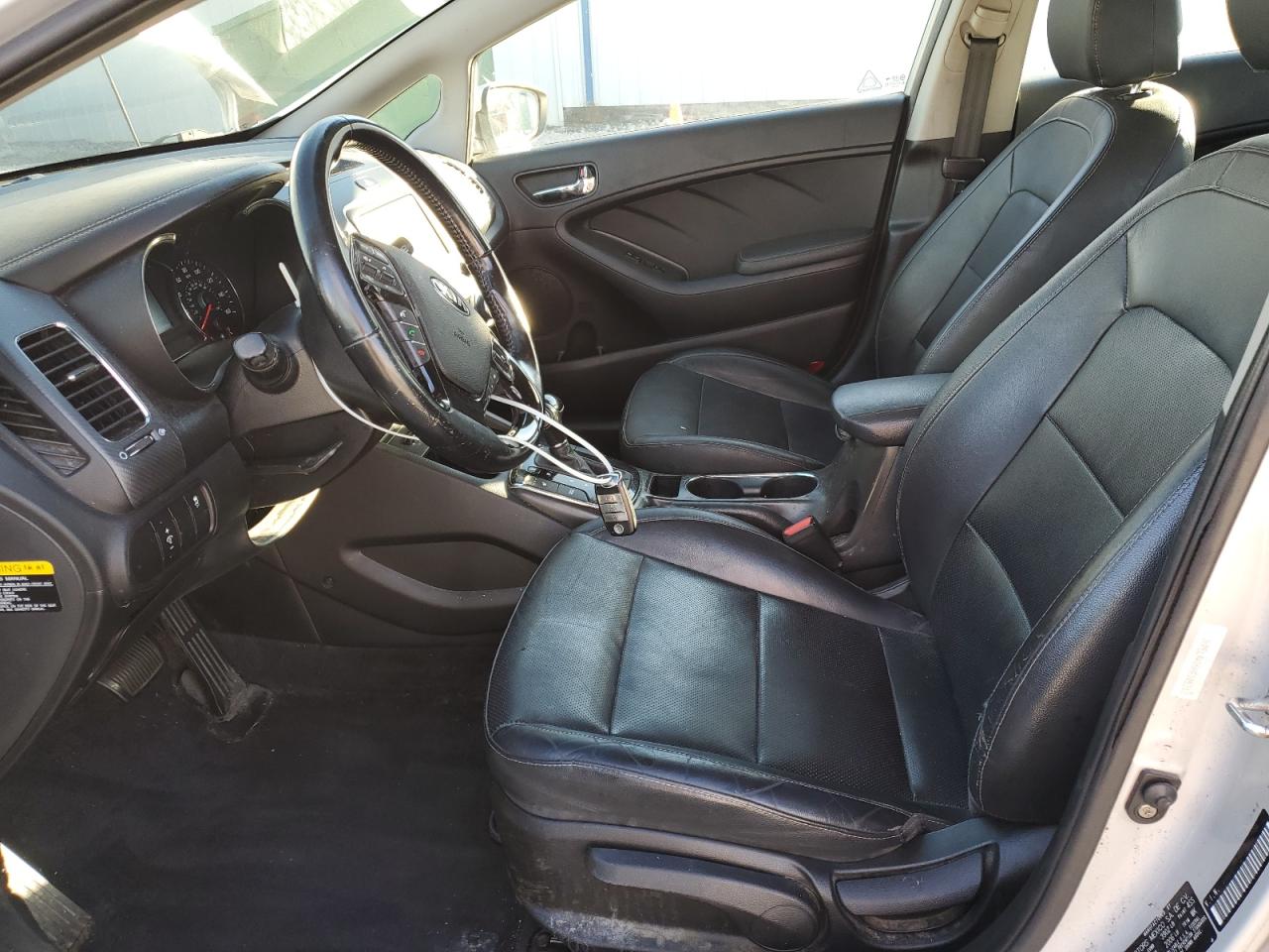 2017 Kia Forte Ex VIN: 3KPFL4A85HE105312 Lot: 91484385