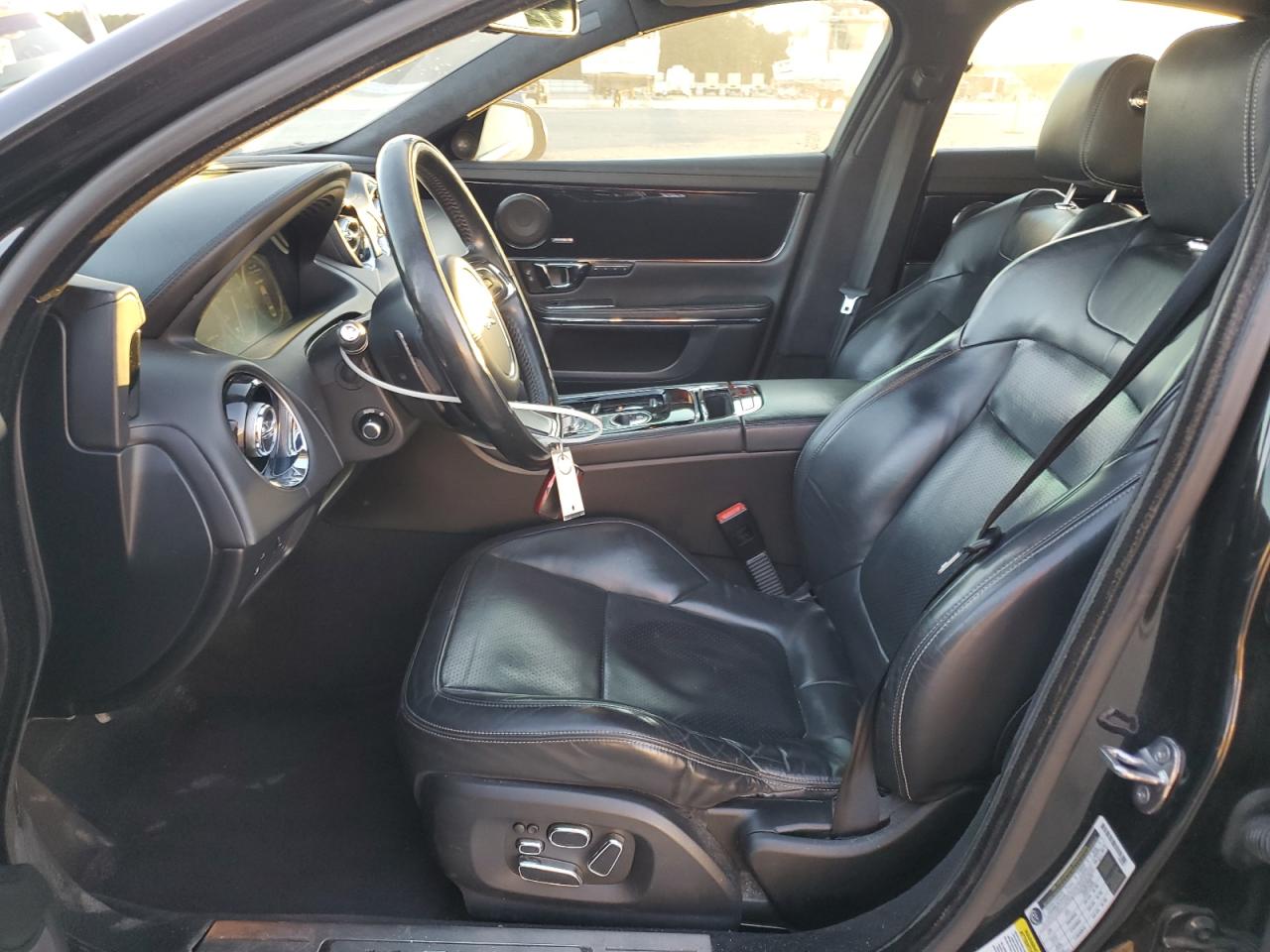 2015 Jaguar Xj VIN: SAJWA1CZ4F8V87497 Lot: 92716275