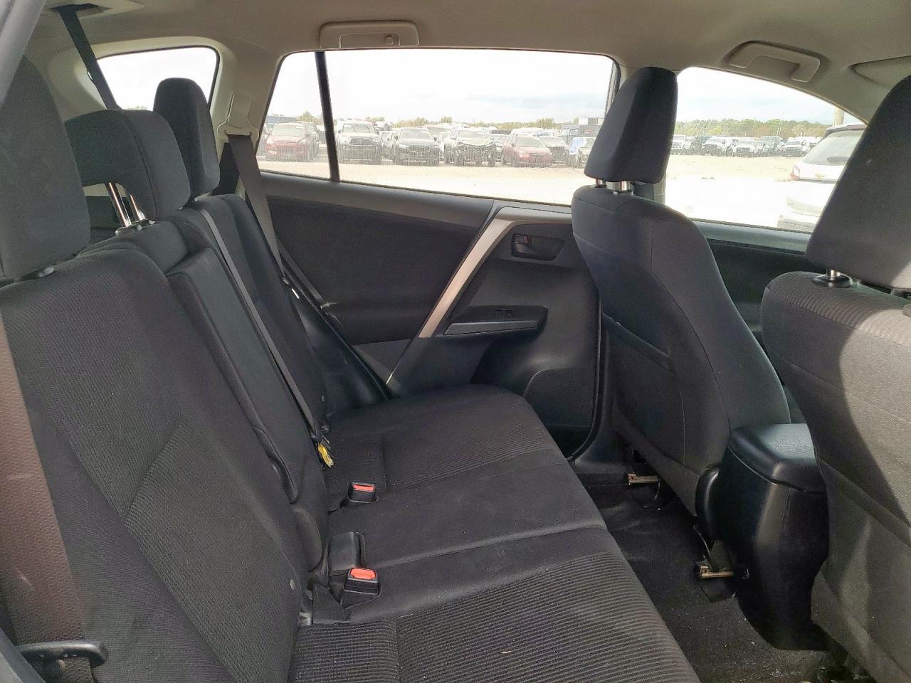 2017 Toyota Rav4 Le VIN: JTMZFREV2HJ122525 Lot: 91898375