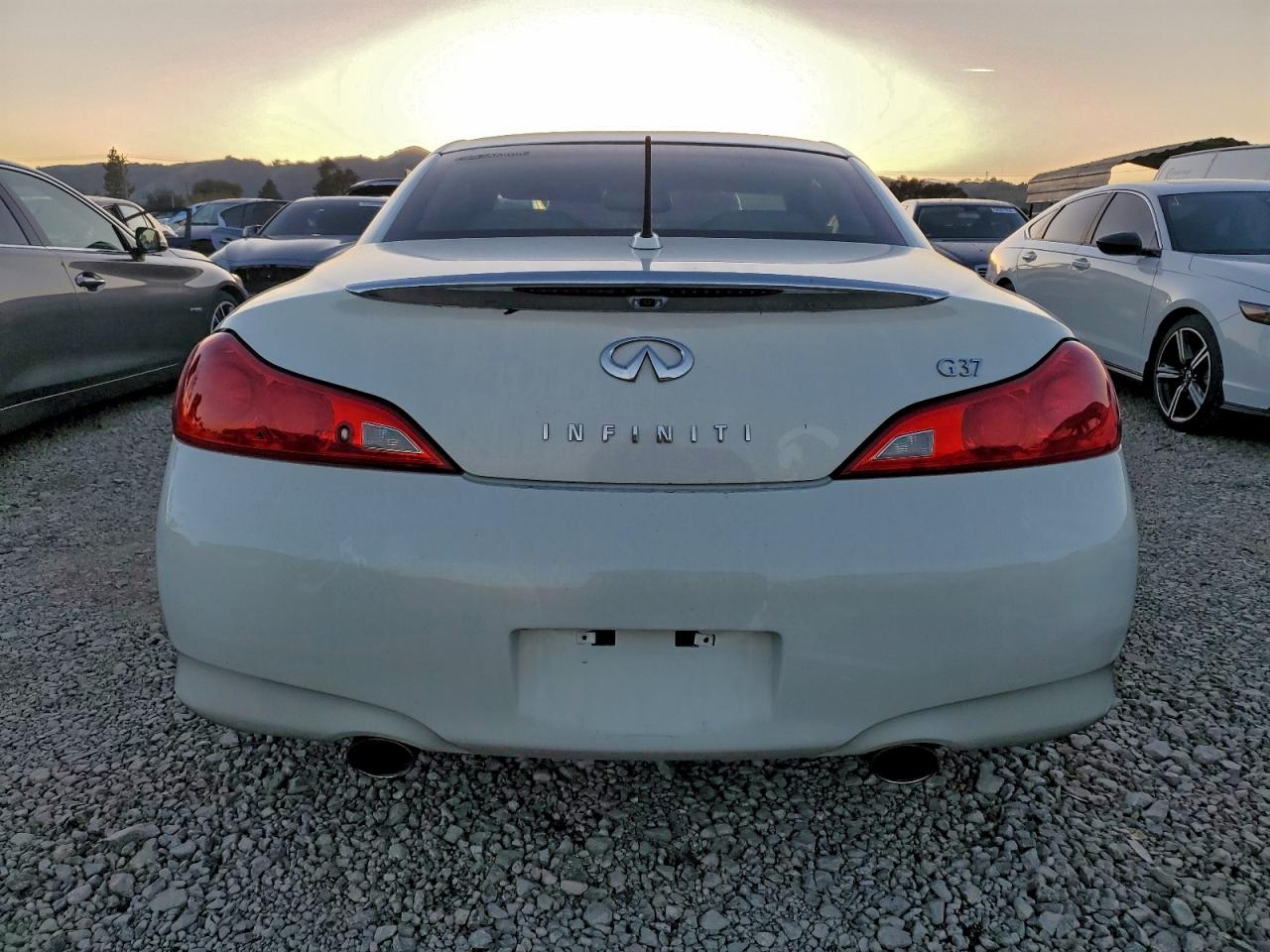 2009 Infiniti G37 Base VIN: JNKCV66E09M720343 Lot: 94591235