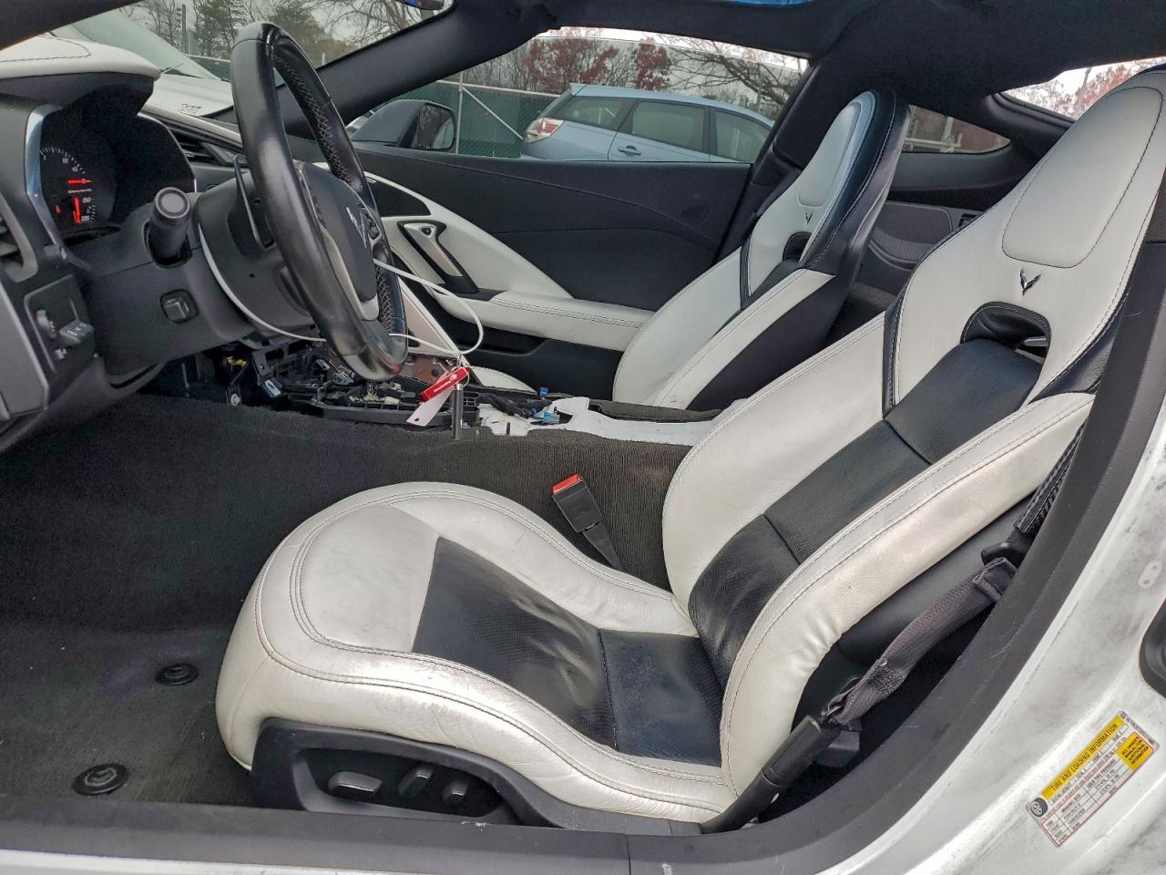 2015 Chevrolet Corvette Stingray Z51 2Lt VIN: 1G1YK2D72F5111685 Lot: 93312525