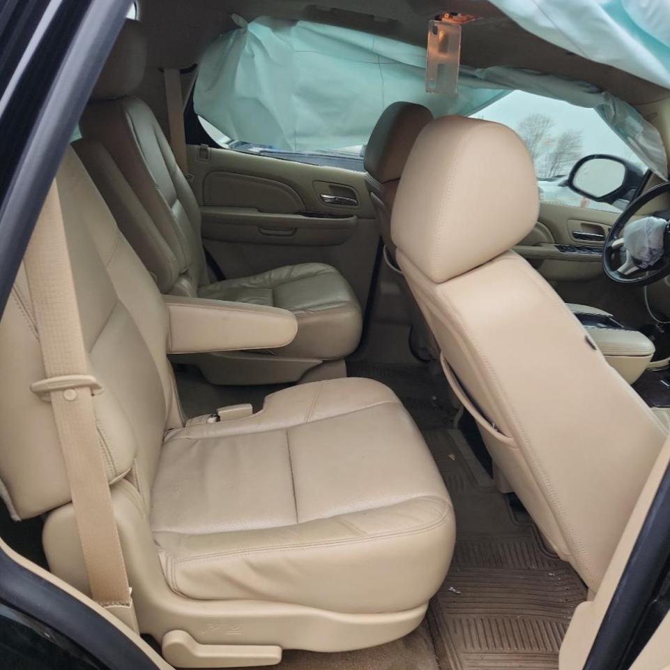 2014 Cadillac Escalade Luxury VIN: 1GYS4BEF6ER239149 Lot: 93663895