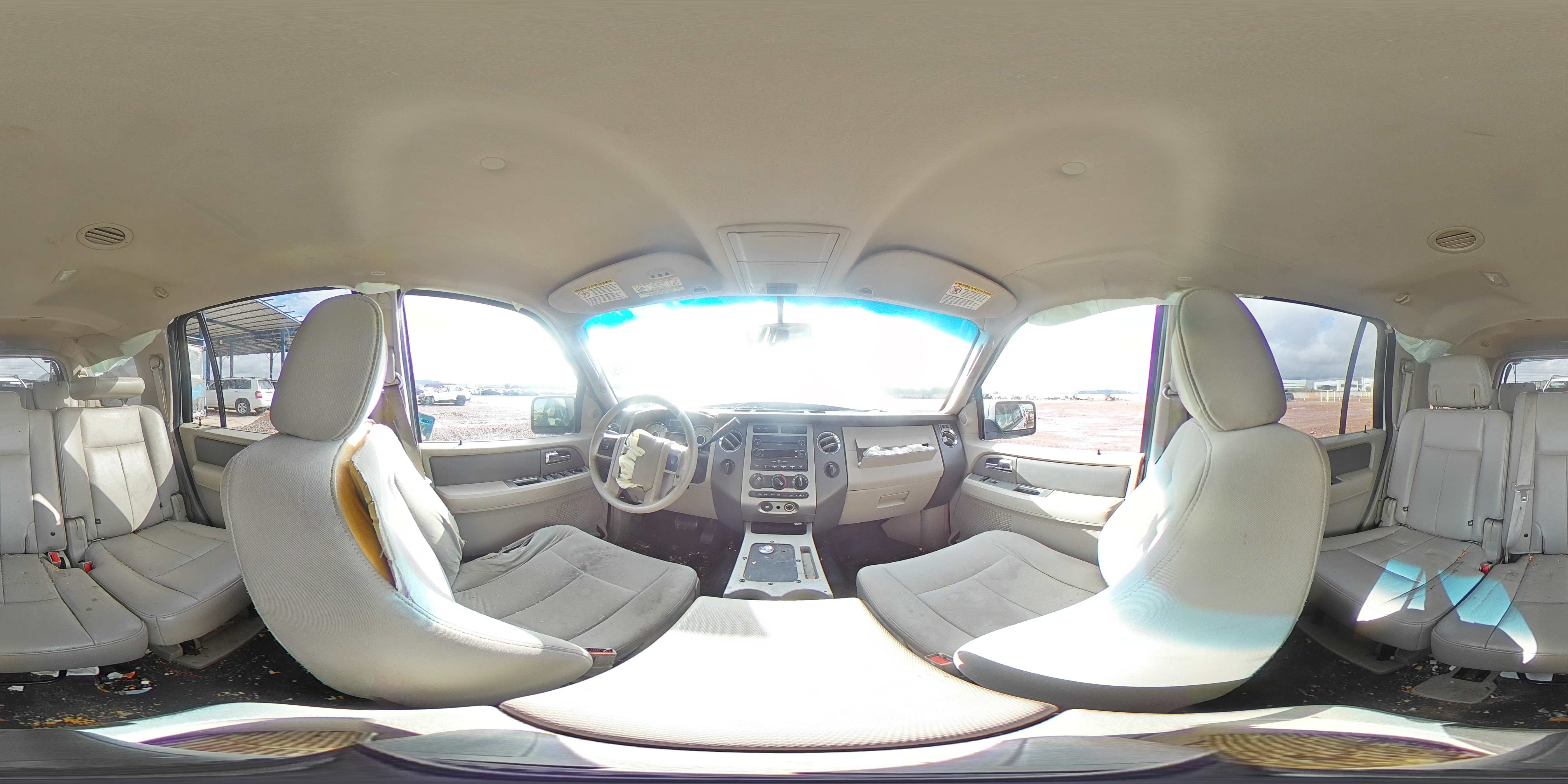 2007 Ford Expedition Xlt VIN: 1FMFU16527LA80669 Lot: 93370235