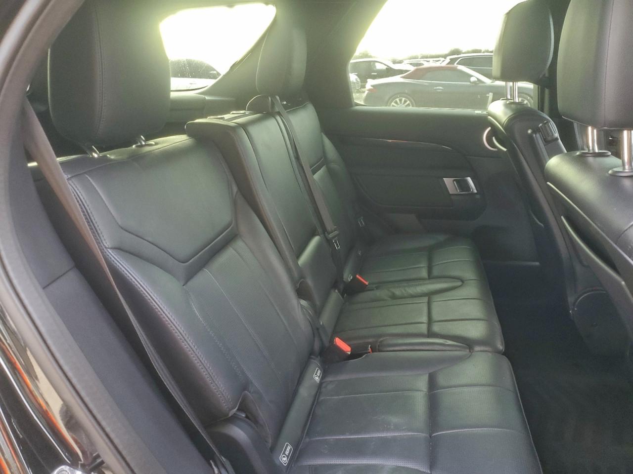 2019 Land Rover Discovery Se VIN: SALRG2RV3K2409557 Lot: 93091475