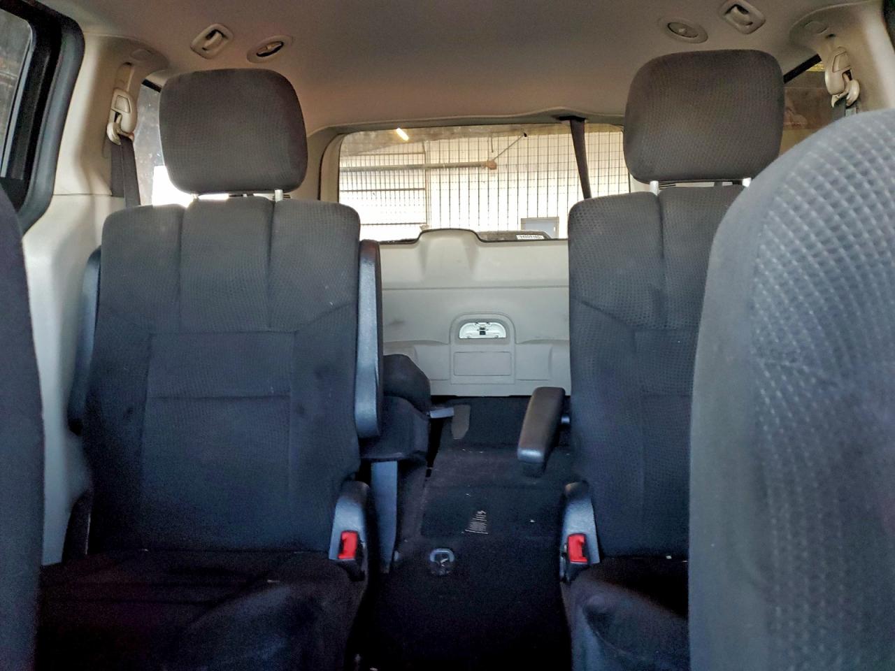 2013 Dodge Grand Caravan Sxt VIN: 2C4RDGCG8DR551690 Lot: 90927865