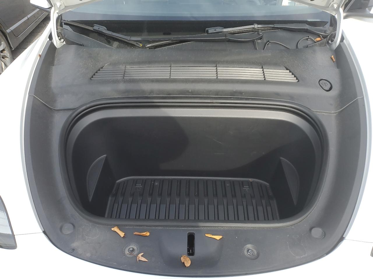 2022 Tesla Model Y VIN: 7SAYGDEE3NF444284 Lot: 92721865