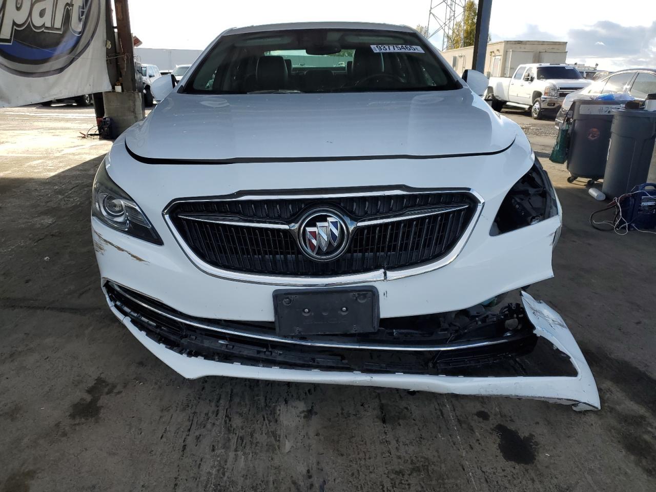 2018 Buick Lacrosse Premium VIN: 1G4ZR5SZ5JU148639 Lot: 93775465