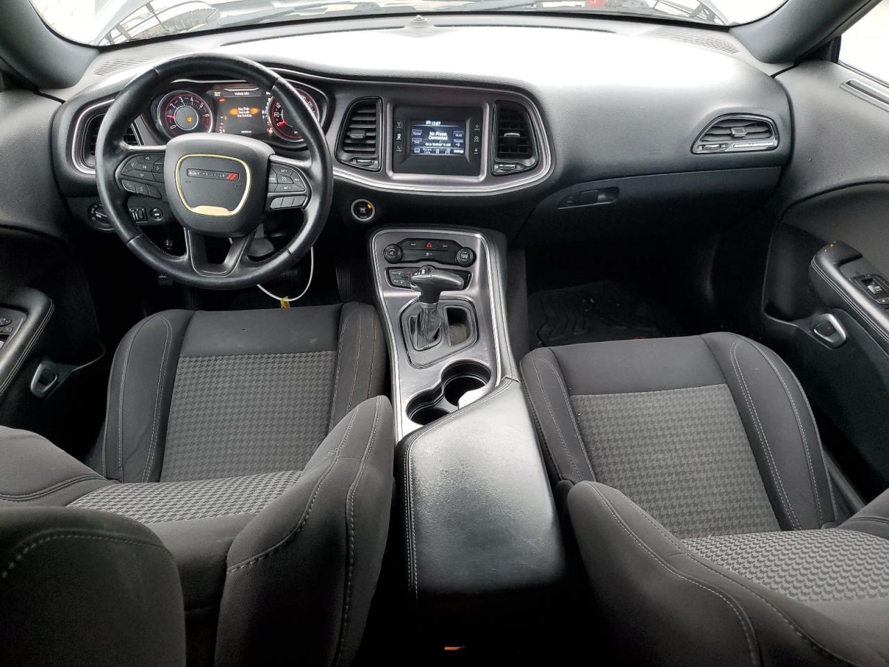 2015 Dodge Challenger Sxt VIN: 2C3CDZAG3FH839201 Lot: 92529845