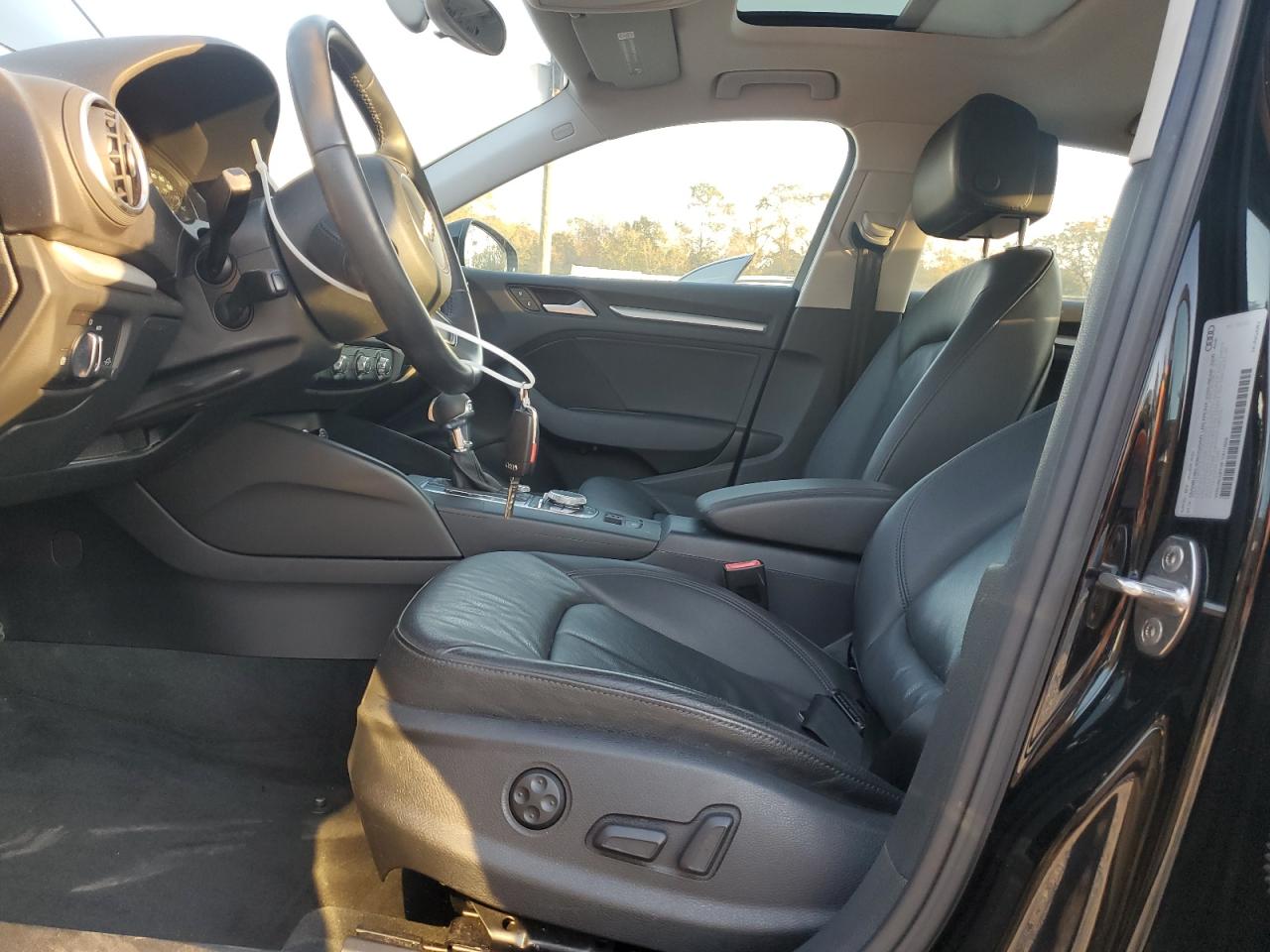 2015 Audi A3 Premium VIN: WAUACGFF9F1001888 Lot: 93602625