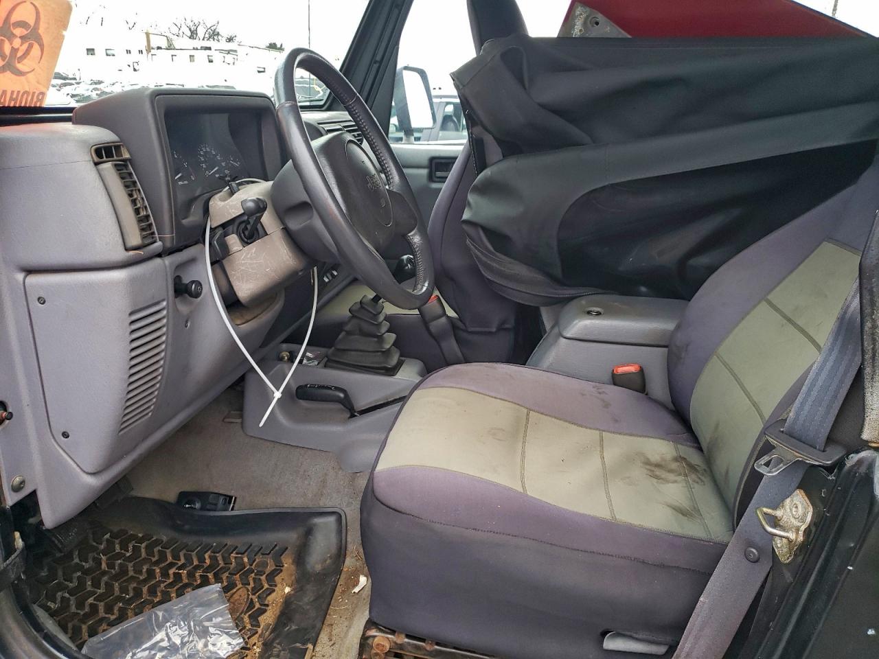 1998 Jeep Wrangler / Tj Sport VIN: 1J4FY19S8WP753685 Lot: 94530725