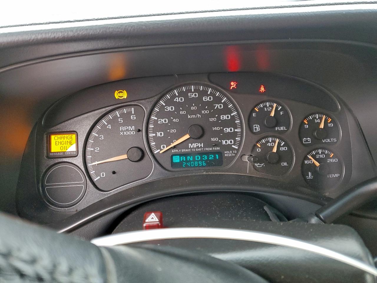 2002 GMC Yukon VIN: 1GKEC13T82J178586 Lot: 94221235